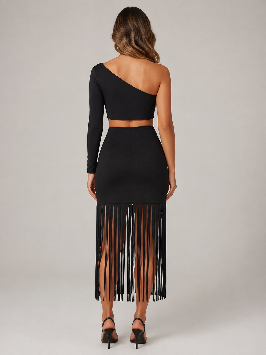 Conjunto Preto Assimétrico com Franjas