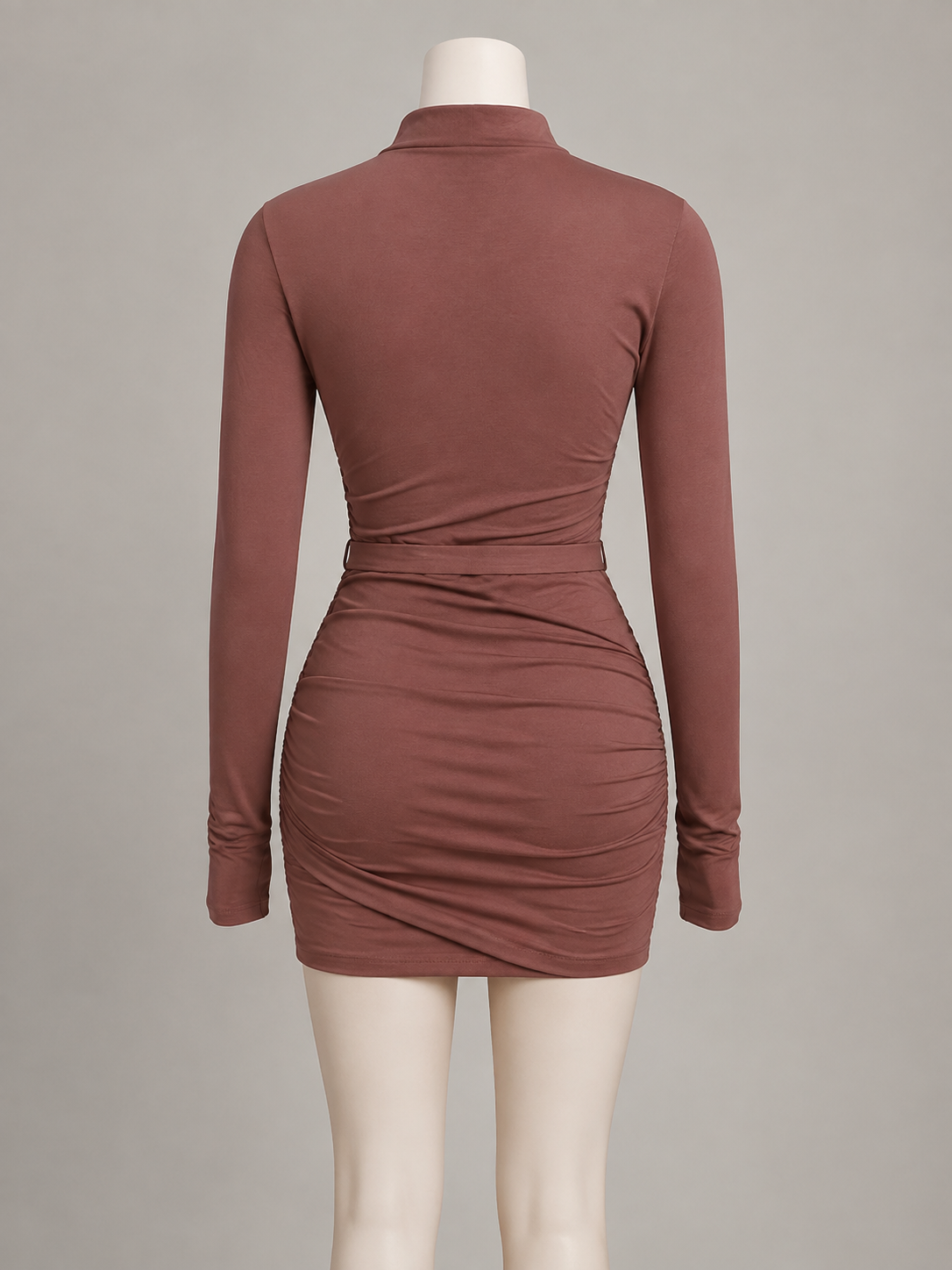 Vestido Curto Rosé Transpassado com Fivela