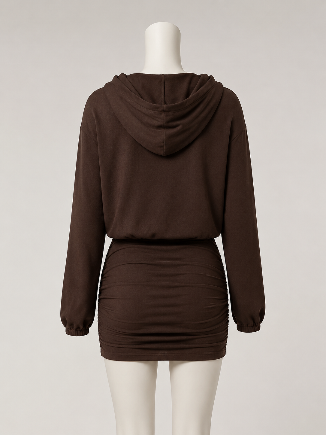 Conjunto Chocolate com Moletom e Saia Franzida